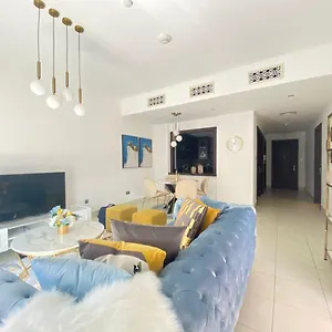Durrani Homes - Old Town Lux 1 Bed Besides Mall شقة دبي